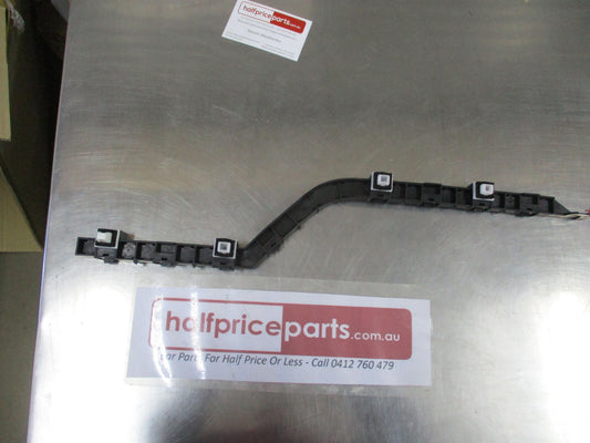 Honda Odyssey Genuine Right Hand Rear Bumper Side Spacer Bracket New Part