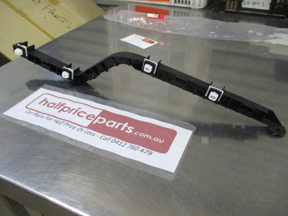 Honda Odyssey Genuine Right Hand Rear Bumper Side Spacer Bracket New Part