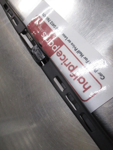 Mitsubishi Pajero Genuine 400mm Rear Door Window Wiper Blade Assembly New Part