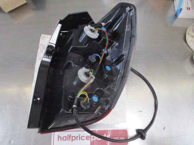 Holden CG Captiva/Captiva CG7 Genuine Left Hand Rear LED Tail Light New Part