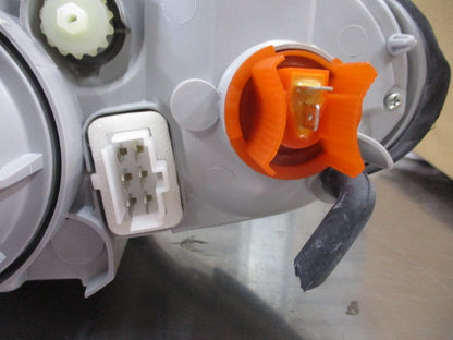 Holden VT Statesman / Caprice Genuine Drivers Side Head Light Assembly New Part.