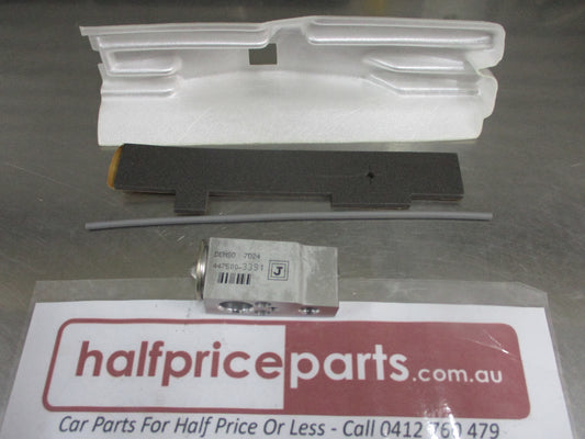 Honda CR-V Genuine A/C Valve Expansion Valve New Part