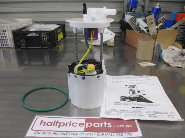 Holden Acadia Genuine Electric Fuel Pump With Level Sensor New Part
