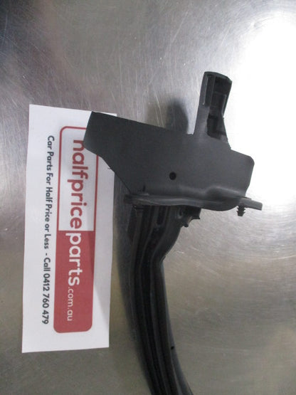 Mitsubishi Outlander Genuine Rear Tail Gate Weatherstrip New Part