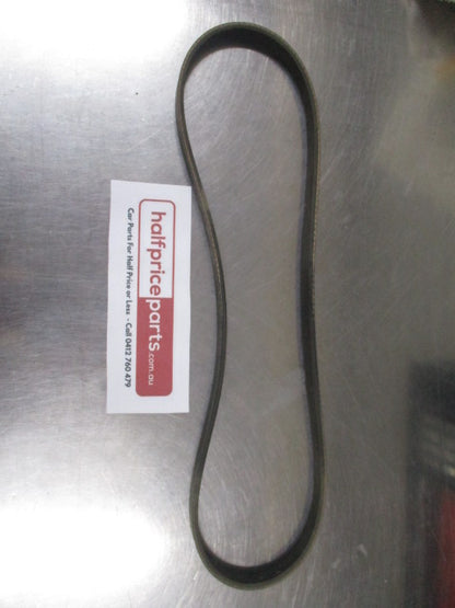 Mitsubishi Premacy/3000GT/Express/Galant/Lancer/Triton Genuine Drive V-Belt New Part