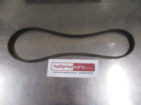Mitsubishi Mirage/Lancer Genuine Drive V-Belt New Part