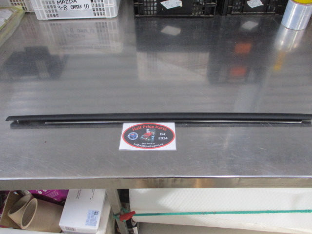 Kia Cerato Genuine Left Hand Outer Rear Belt Moulding New Part