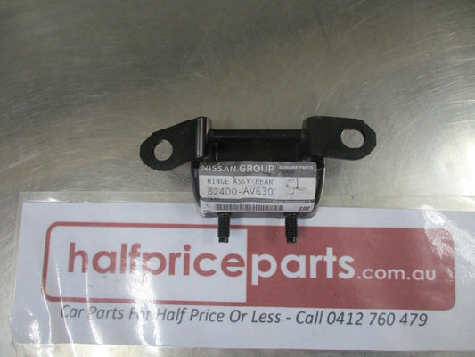 Nissan Qashqai J10E Genuine Rear Door Hinge Assembly New Part