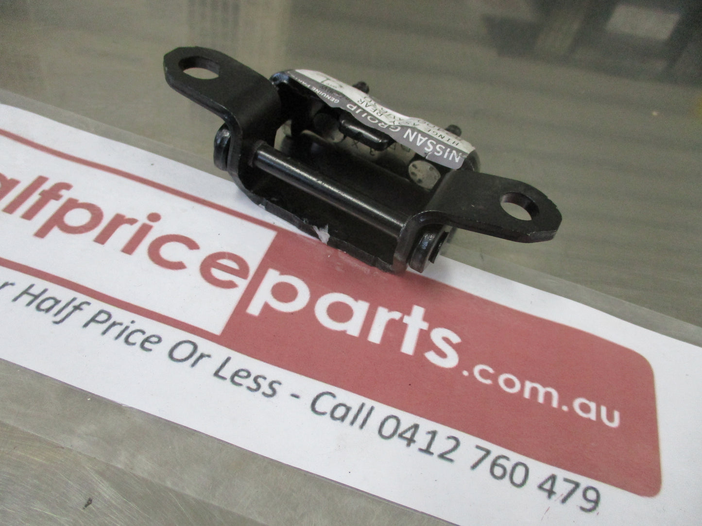 Nissan Qashqai J10E Genuine Rear Door Hinge Assembly New Part