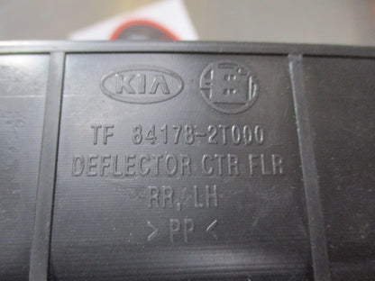 Kia Optima Genuine Left Hand Center Rear Floor Deflector New Part