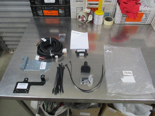 Toyota Landcruiser 200 Series Genuine Tow Bar Wiring Harness Kit Incomplete New
