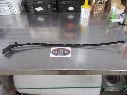 Kia Stinger Genuine Left Hand Windscreen Side Moulding New Part