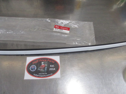 Kia Stinger Genuine Left Hand Windscreen Side Moulding New Part