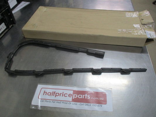 Holden Commodore VF/Caprice WN Genuine Left Hand Front Side Upper Insulator New Part