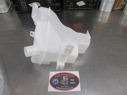 Kia Soul Genuine Windscreen Washer Tank New Part