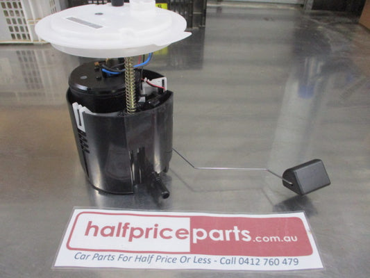 Holden VE SS-SSV V8/WM Statesman/Berlina Commodore Genuine Fuel Pump Assy New Part