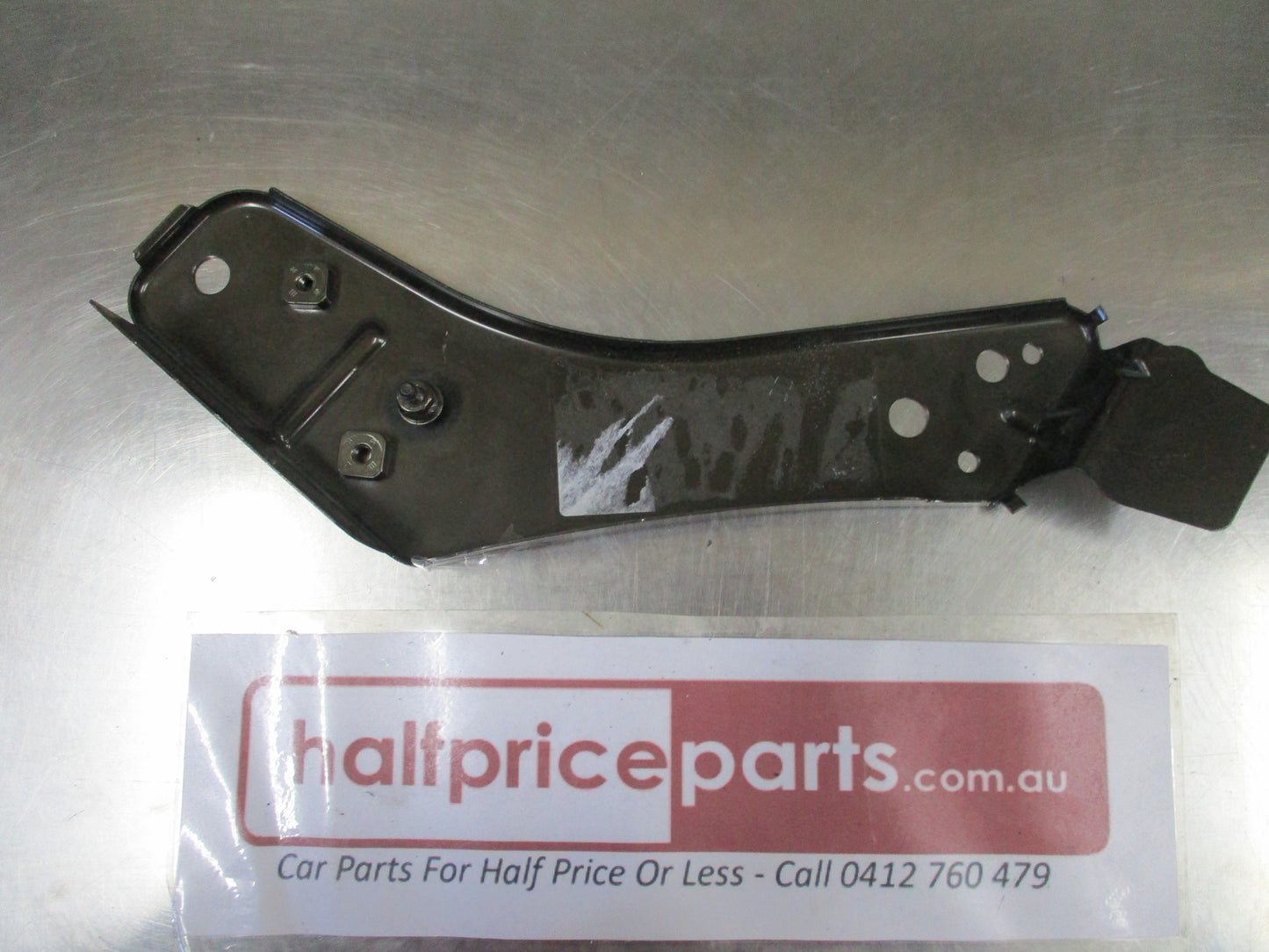 Peugeot 308 T7 Genuine Front Right Hand Guard Bracket New Part