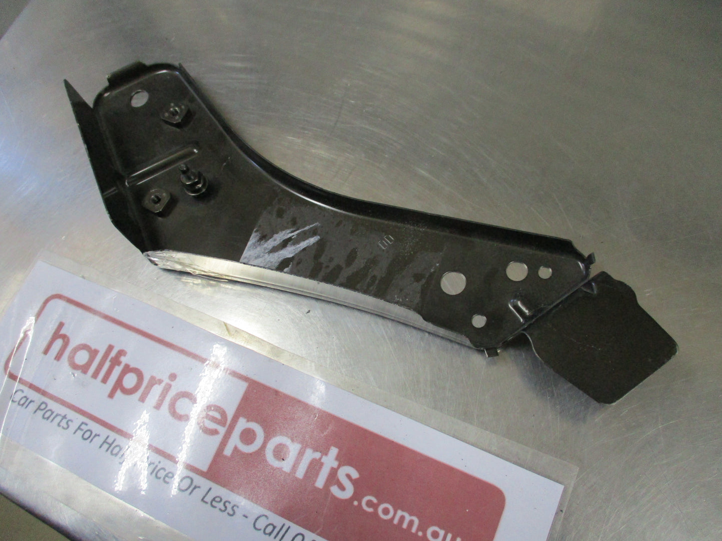 Peugeot 308 T7 Genuine Front Right Hand Guard Bracket New Part