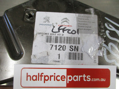Peugeot 308 T7 Genuine Front Right Hand Guard Bracket New Part