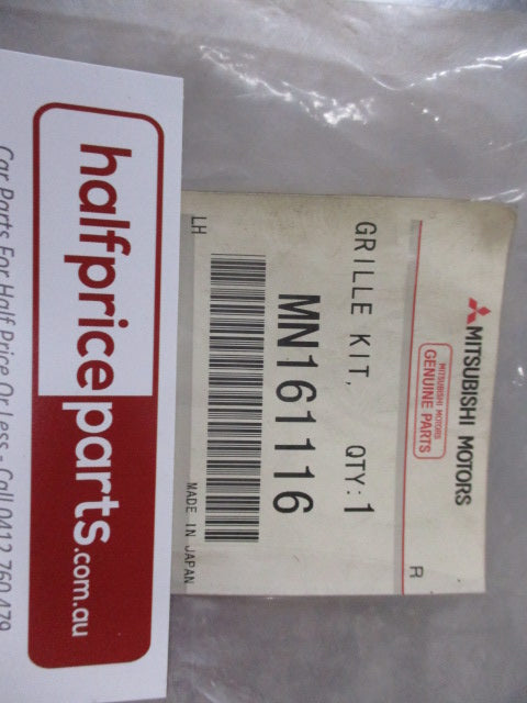 Mitsubishi Lancer Sportback/Ralliart Genuine Right Hand Front Grille New Part.