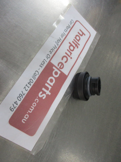 Holden VE-VF Commodore/WM-WN Statesman Genuine V6 3.0-3.6Ltr Oil Filler Cap New Part