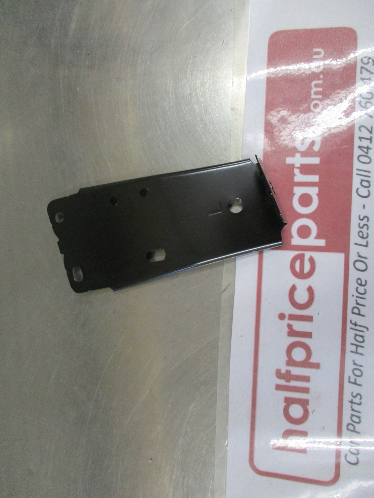 Nissan X-Trail Genuine Left Hand Side Rear Bumper Side Bracket New Part