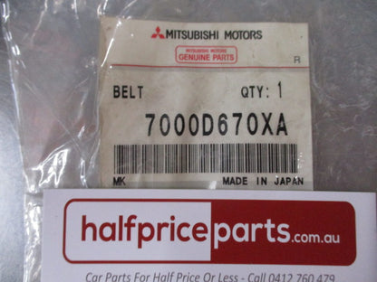 Mitsubishi Lancer Genuine Right Hand Second Row Outer Lap-Shoulder Seat Belt Assembly New Part