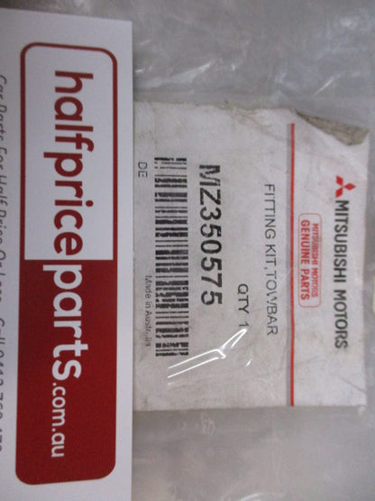 Mitsubishi Outlander Genuine Tow Bar Bolt Fitting Kit New Part