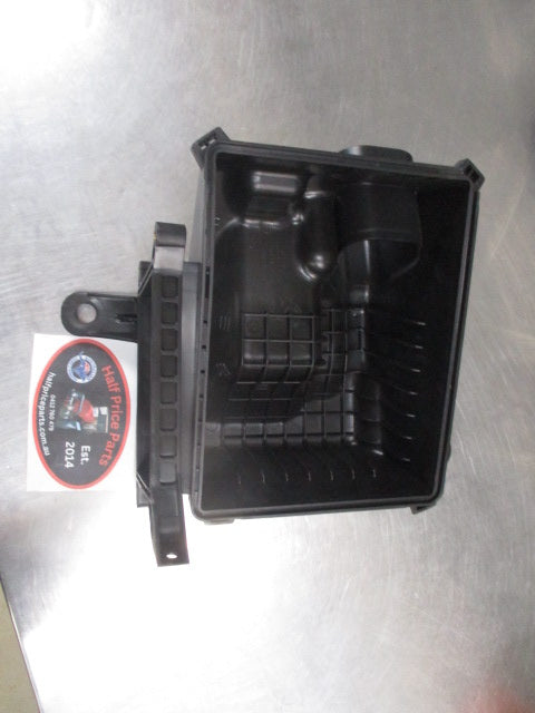 Kia Magentis Genuine Lower Air Cleaner Body New Part