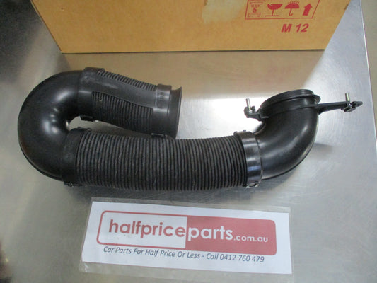Holden Trailblazer Genuine Front Air Intake System Duct New Part