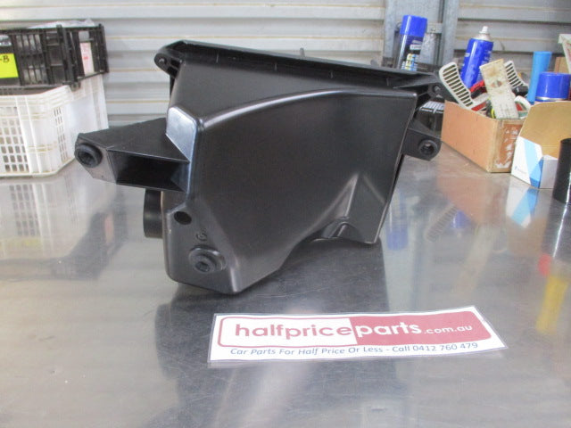 SSS Auto Air Filter Housing Suits Holden Commodore VZ V6/V8 Engine New Part.