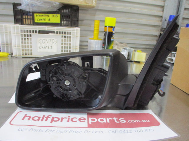 Holden VF Commodore/WN Statesman Genuine Left Hand Front Door Mirror Housing Assembly New Part