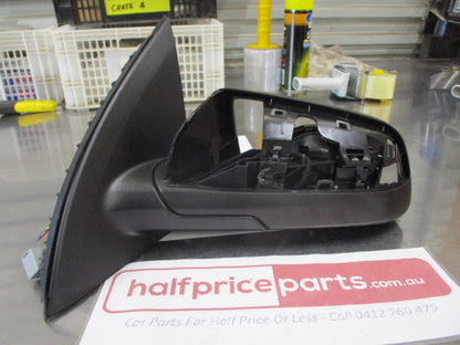 Holden VF Commodore/WN Statesman Genuine Left Hand Front Door Mirror Housing Assembly New Part