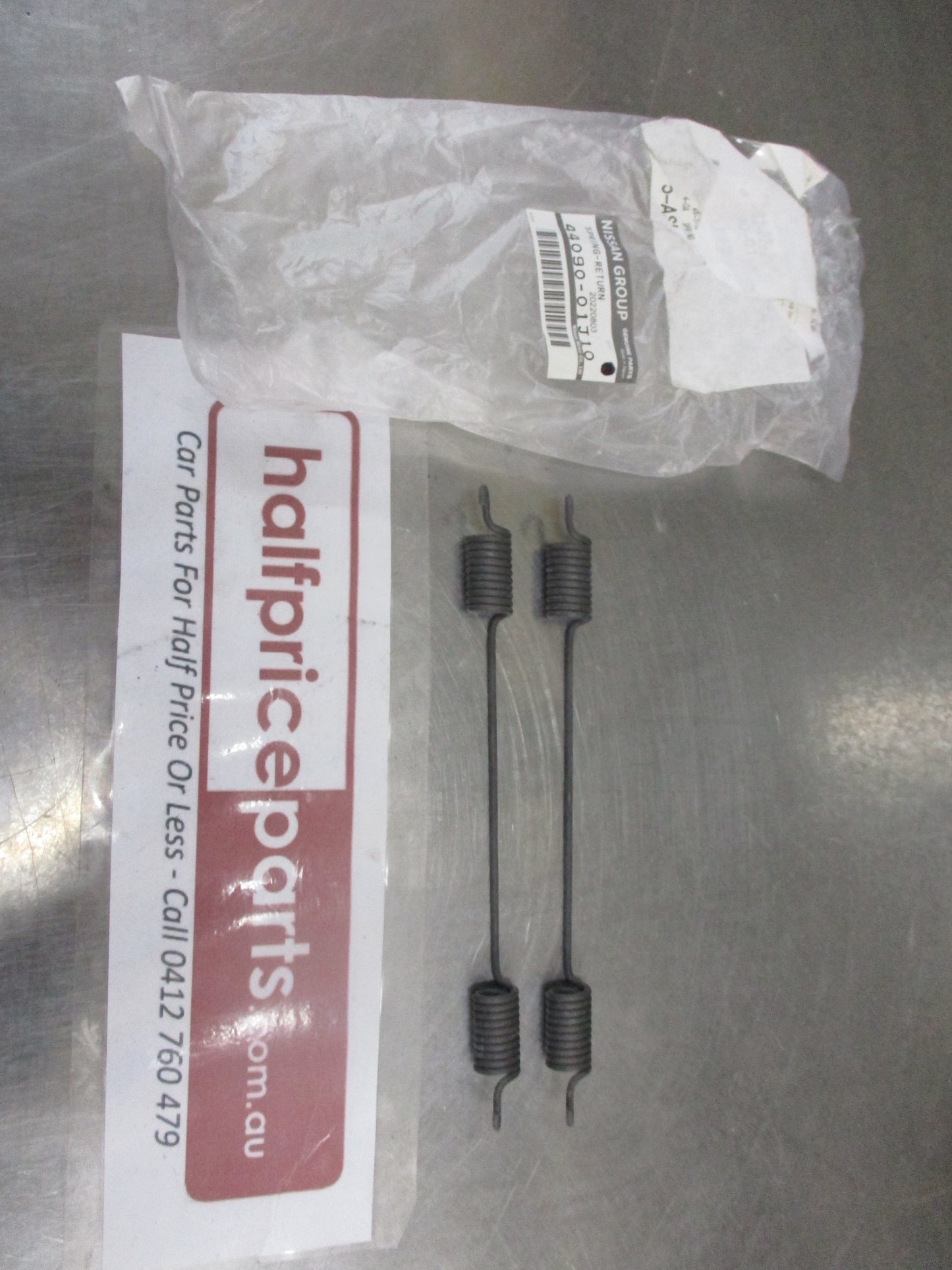 Nissan GQ Patrol Genuine Rear Brake Spring New Part