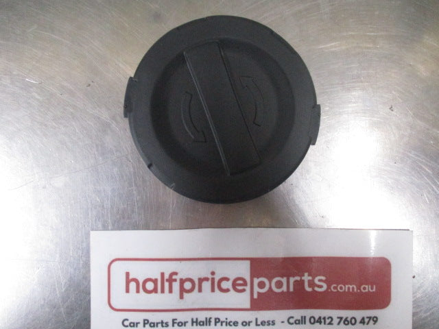 Mitsubishi Pajero Sport/Challenger Genuine Spare Tire Carrier Cap New Part