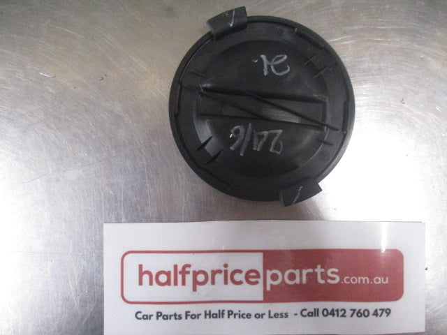 Mitsubishi Pajero Sport/Challenger Genuine Spare Tire Carrier Cap New Part