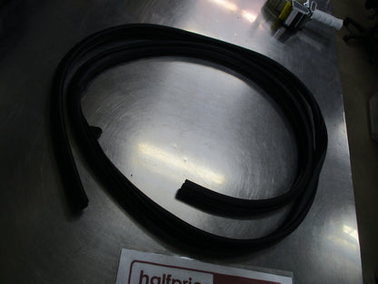 Holden Captiva Genuine Front Right Hand Door Upper Weatherstrip New Part