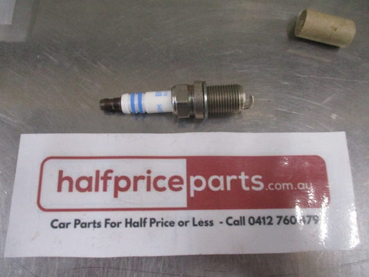 Mitsubishi Magna/380/RVR Genuine Spark Plug New Part