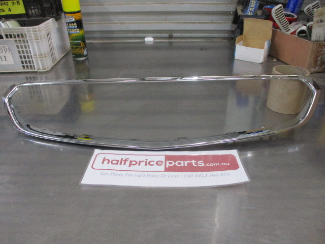 Holden VF II SS/SSV Series II Genuine Upper and Lower Chrome Grille Surrounds  - New Part