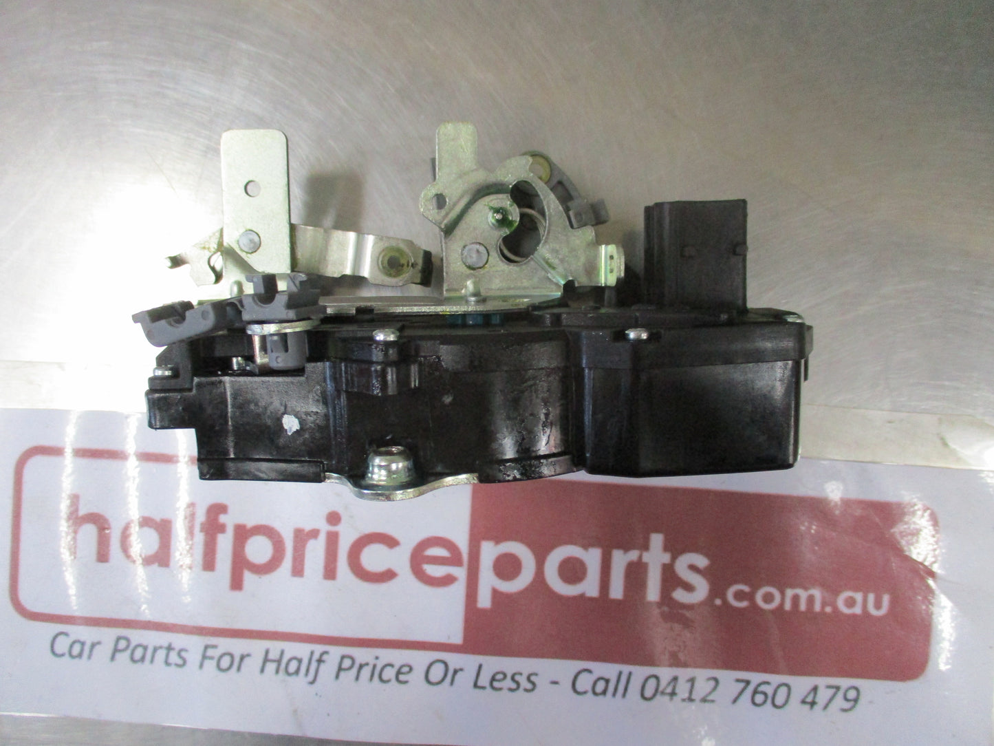 Holden Captiva Genuine Right Hand Rear Door Lock Assembly New Part