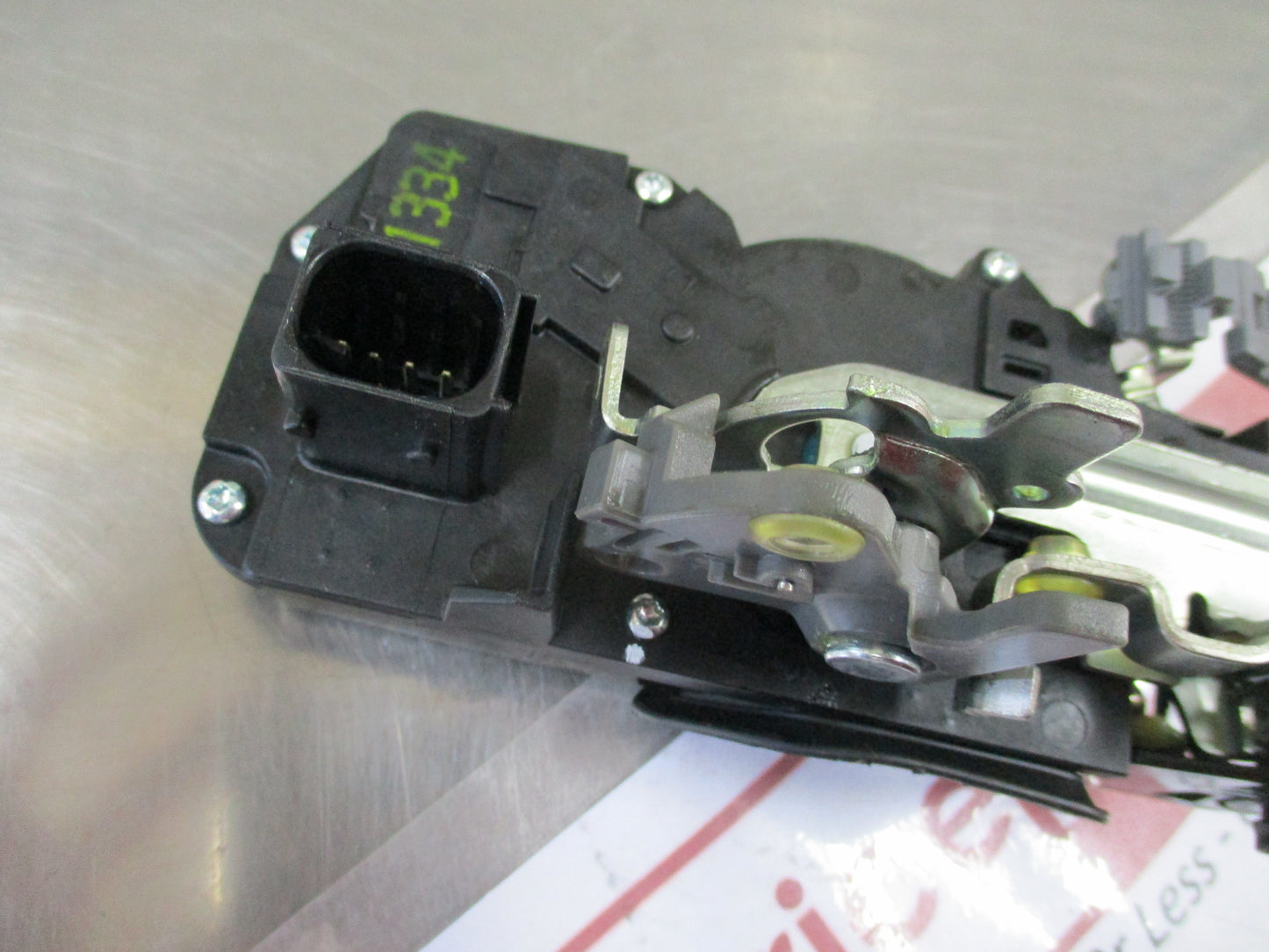 Holden Captiva Genuine Right Hand Rear Door Lock Assembly New Part