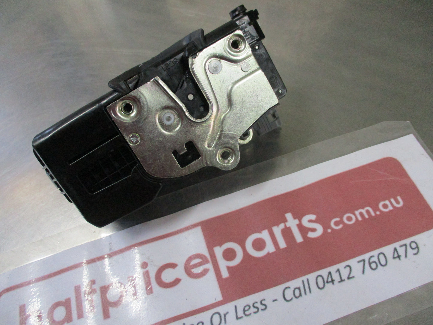 Holden Captiva Genuine Right Hand Rear Door Lock Assembly New Part