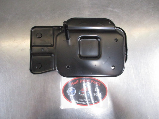 Kia Rio Genuine Left Hand Rear Bumper Stay New Part.