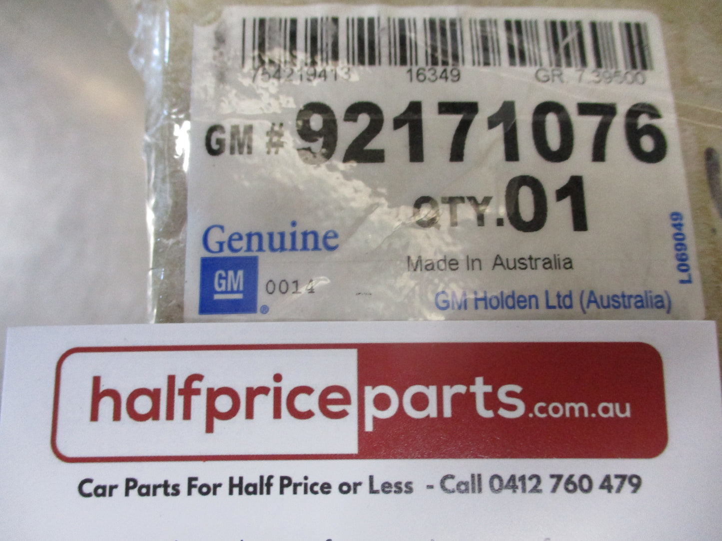 Holden VE Commodore Genuine Upper Rear Left Hand Shock Mounting Plate New Part