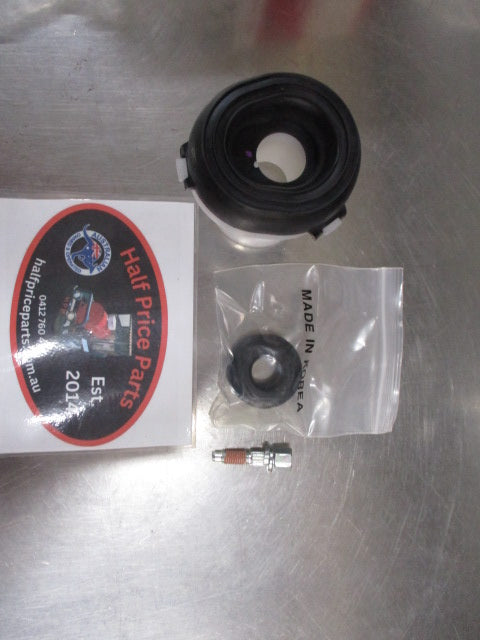 Kia Soul Genuine Right Hand Front Pinion Dust Cap Kit New Part