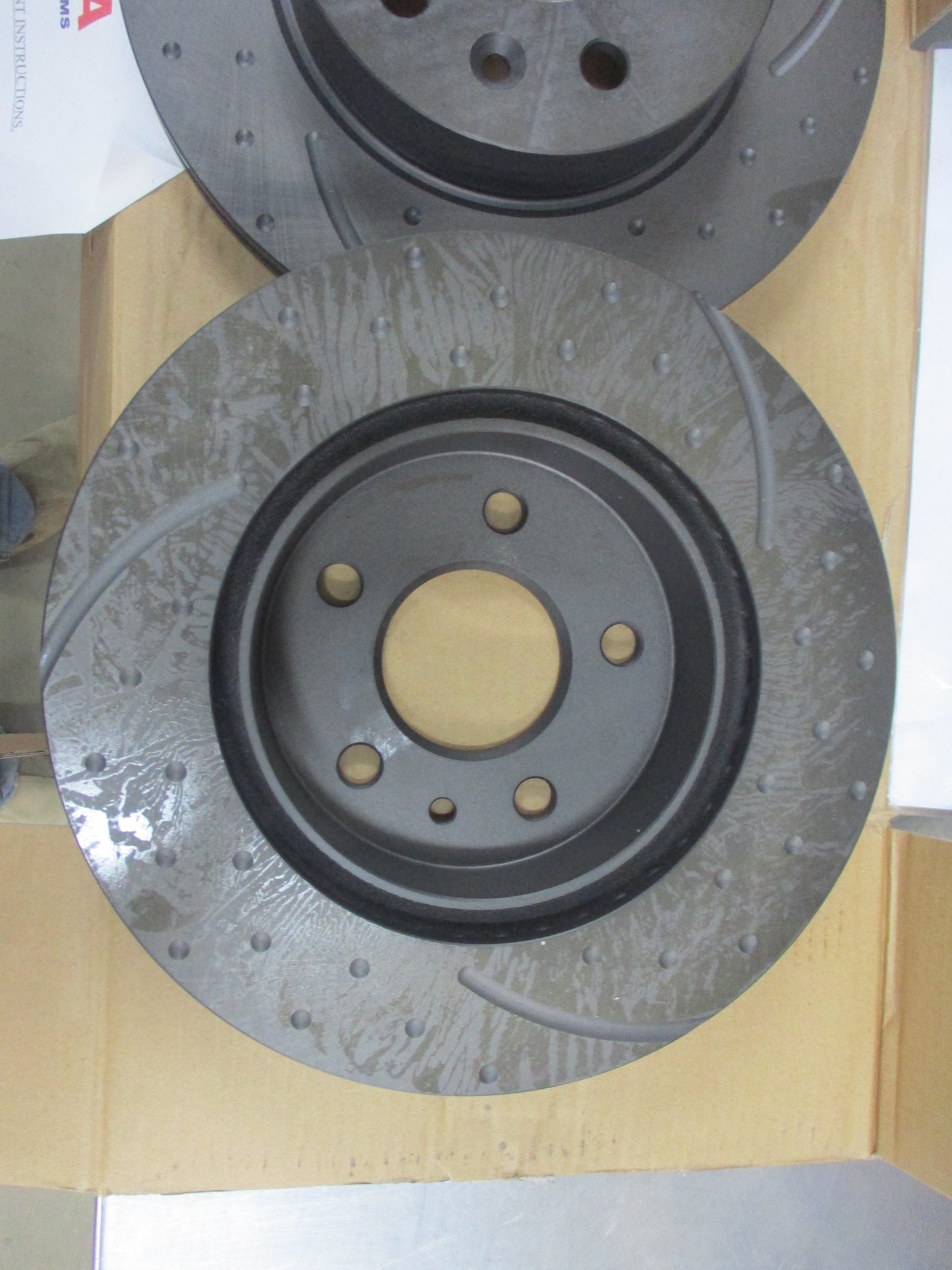 RDA Front Disc Brake Rotors (Pair) Slotted-Dimpled Suits Mercedes Benz Vito New Part