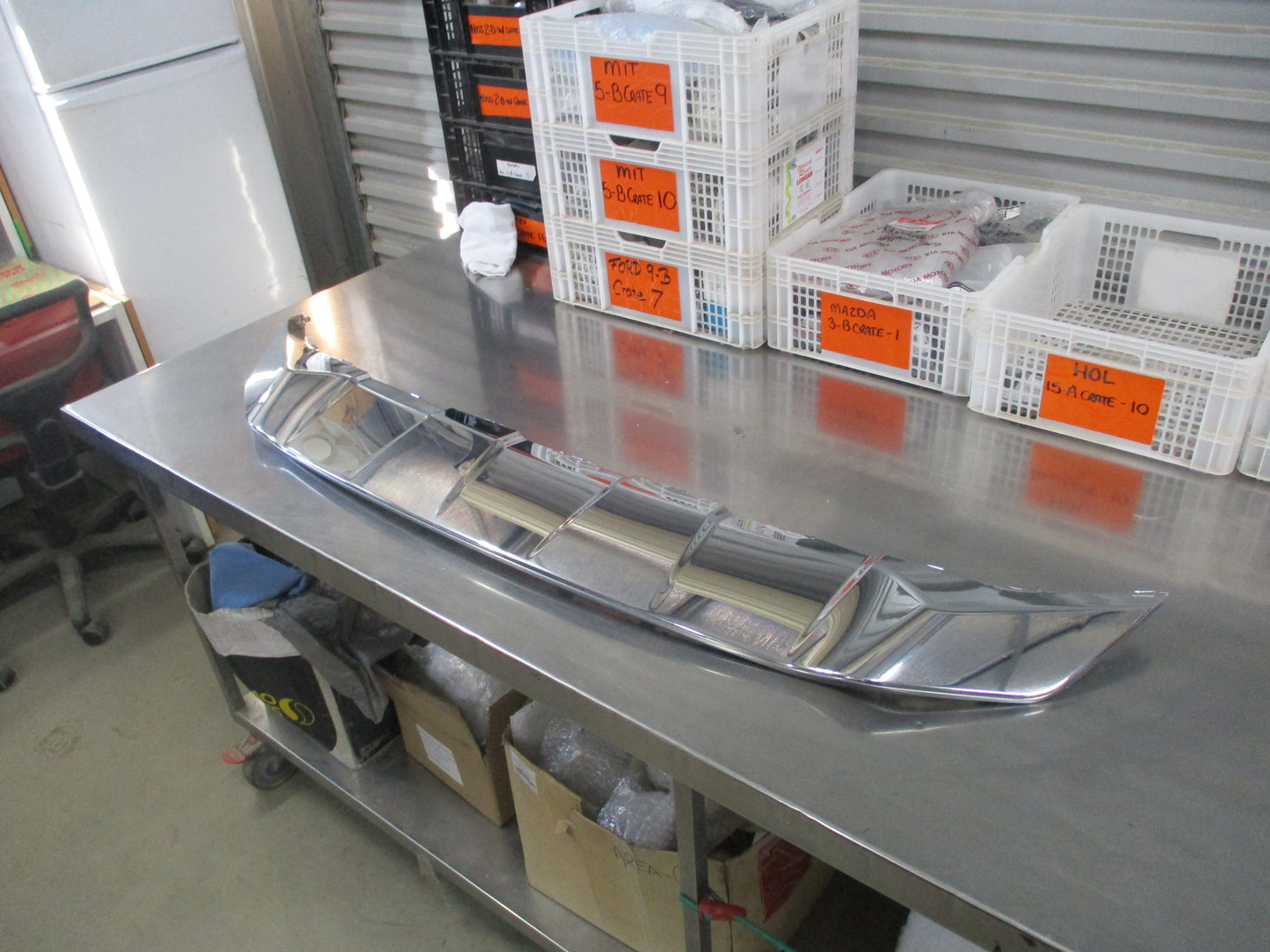 LDV D90 Genuine Front Lower Chrome Fascia New Part