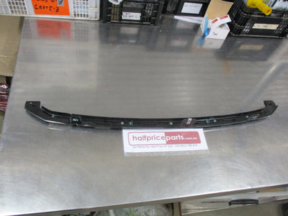 Holden Acadia AC Genuine Front Bumper Fascia Centre Support New Part