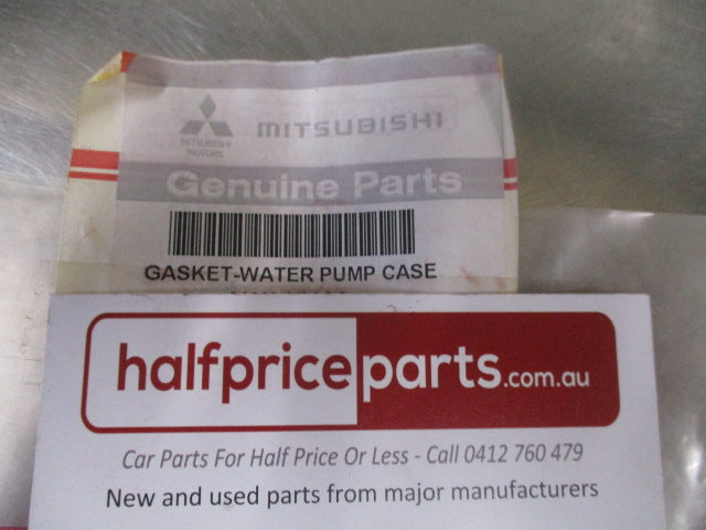 Mitsubishi Magna Genuine Water Pump Case Gasket New Part