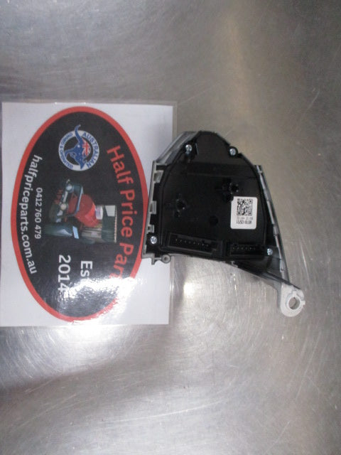 Kia Sorento Genuine Right Hand Steering Wheel Remote Control Switch Assembly New Part